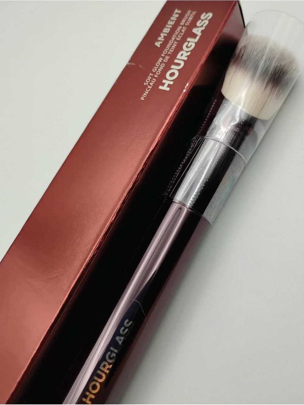 Hourglass Makeup Brush No.21 | 🚚 DISCOUNTED SHIPPING 🚚 |